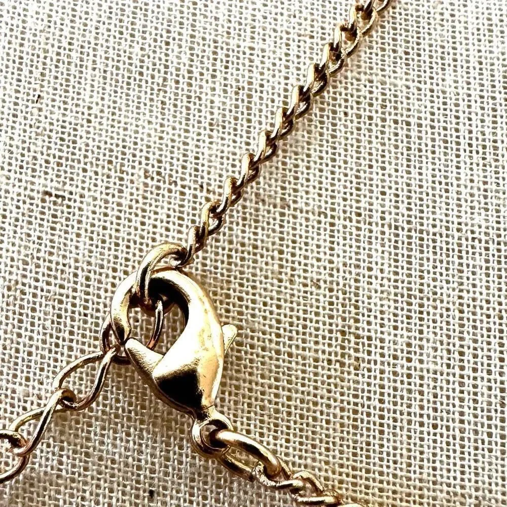 Gold open heart pendant necklace gold tone